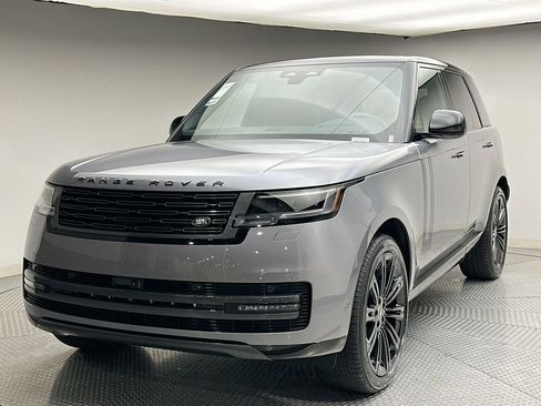Certified 2025 Land Rover Range Rover SE image 1