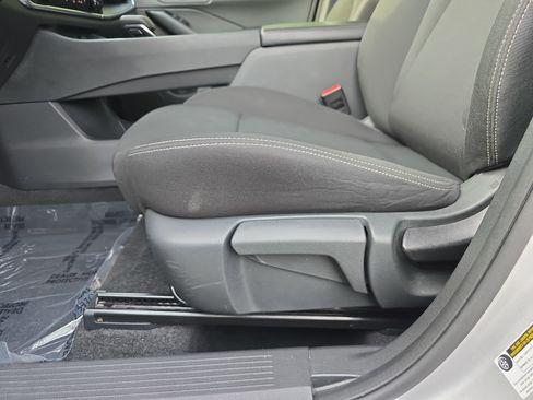 Used 2024 Nissan Rogue S image 30