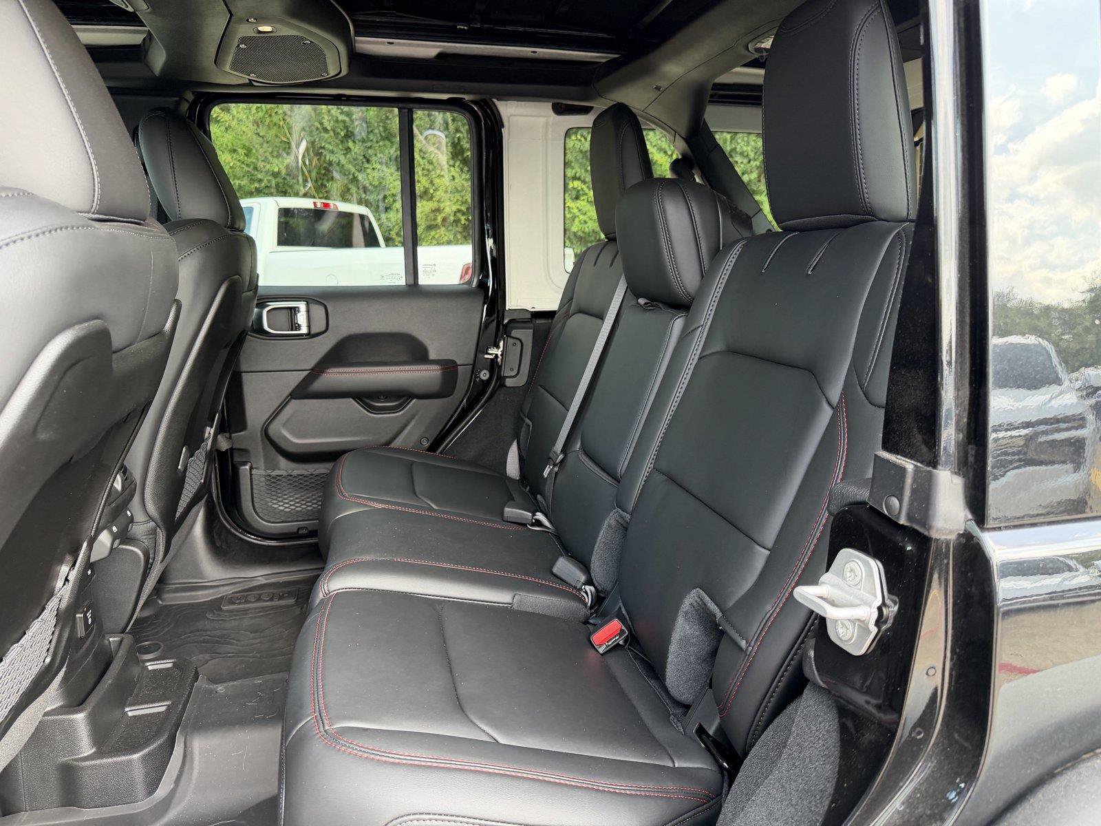 New 2026 Jeep Wrangler Unlimited Rubicon 392 w/ Quick Order Package 27X Moab AWD/4WD image 18