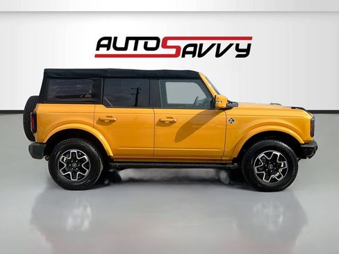 Used 2022 Ford Bronco Outer Banks image 8
