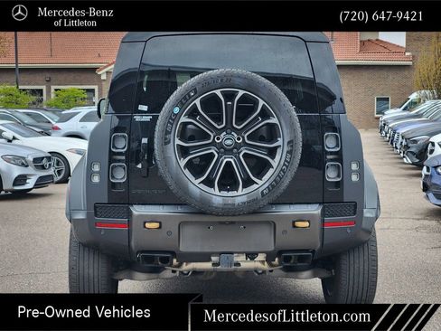 Used 2025 Land Rover Defender 110 AWD/4WD image 6