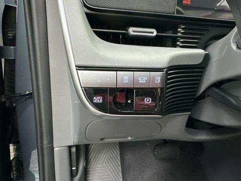 New 2026 Hyundai Ioniq 5 SEL image 32