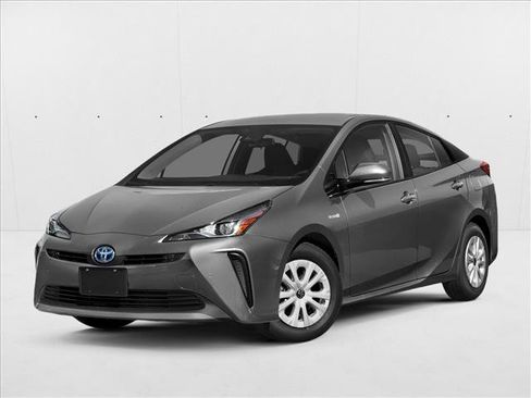 Used 2021 Toyota Prius LE image 1