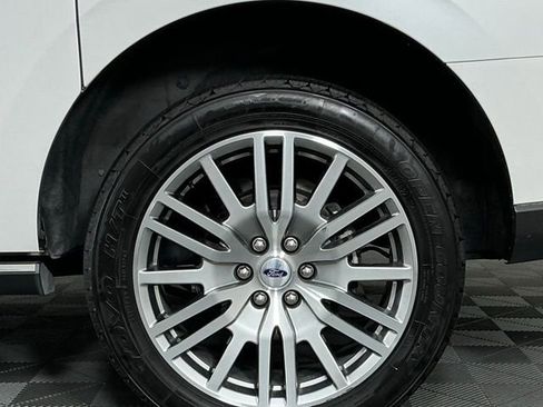 Used 2024 Ford Expedition Max Limited image 10