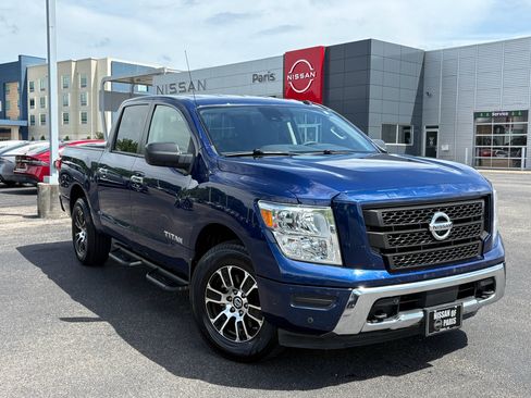 Used 2021 Nissan Titan SV w/ SV Convenience Package AWD/4WD image 1