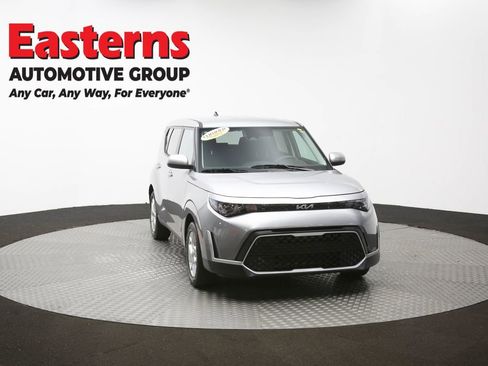 Used 2025 Kia Soul LX w/ LX Technology Package image 50