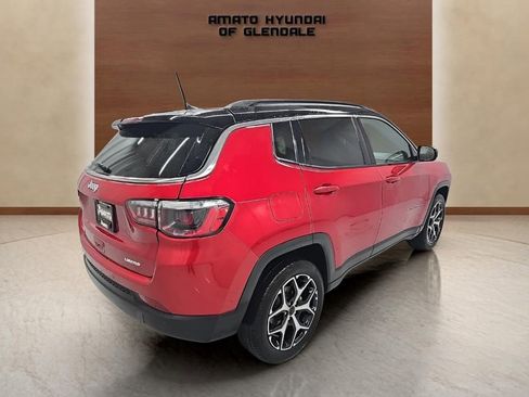 Used 2025 Jeep Compass Limited AWD/4WD image 6