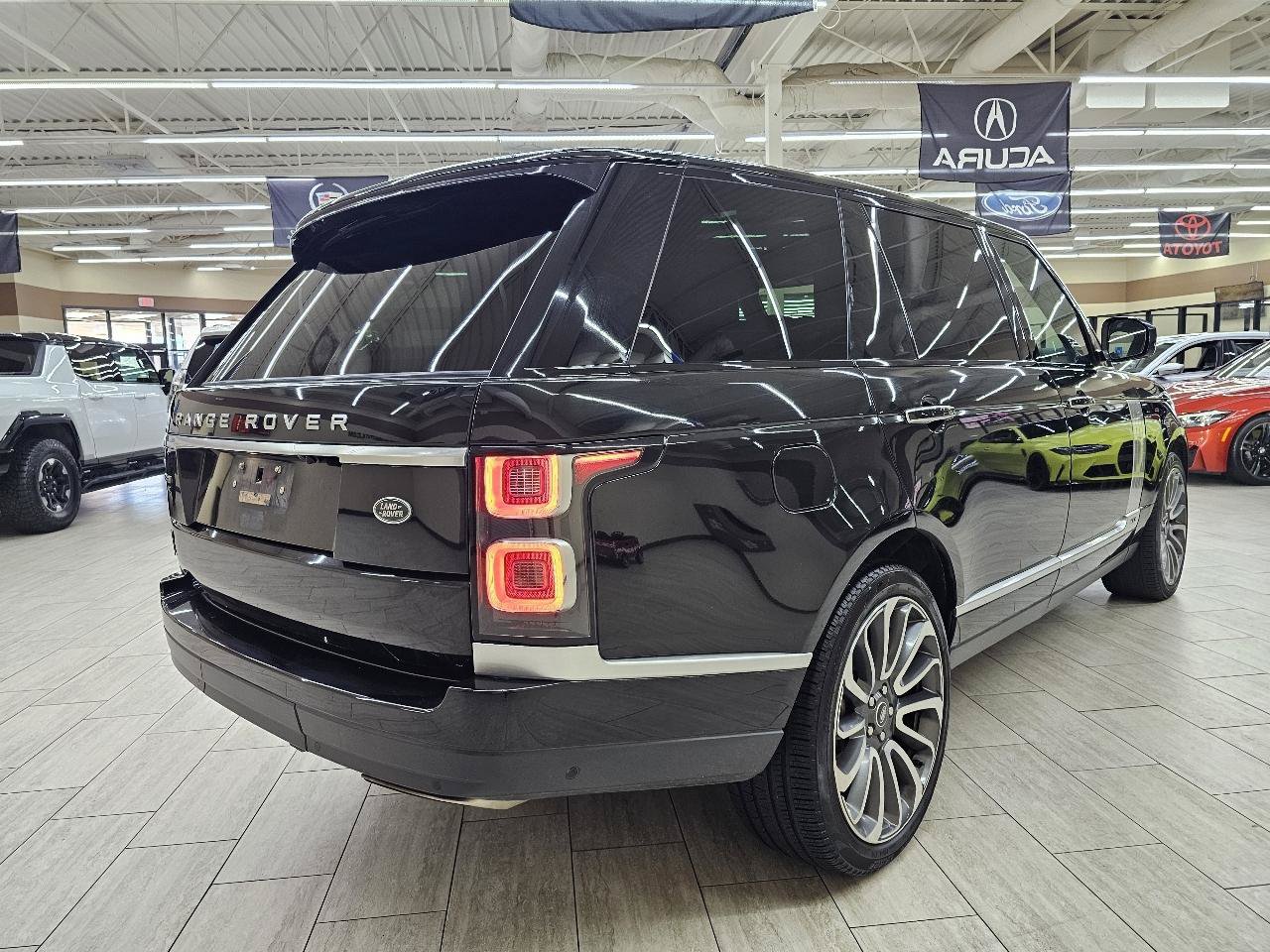 Used 2021 Land Rover Range Rover Long Wheelbase Autobiography AWD/4WD image 6