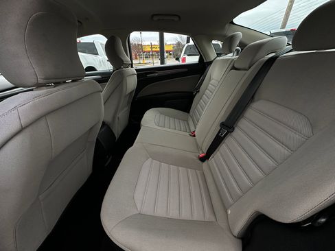 Used 2018 Ford Fusion S image 9