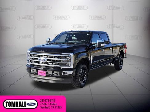 Used 2024 Ford F350 Platinum w/ FX4 Off-Road Package image 3