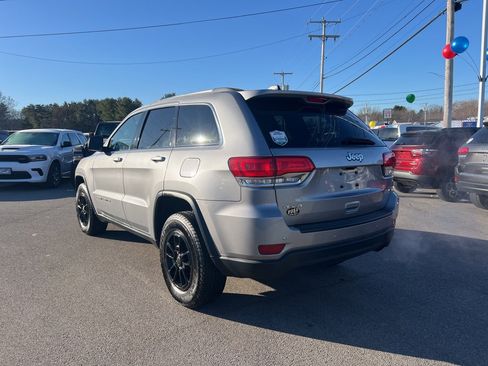 Certified 2019 Jeep Grand Cherokee Laredo image 5