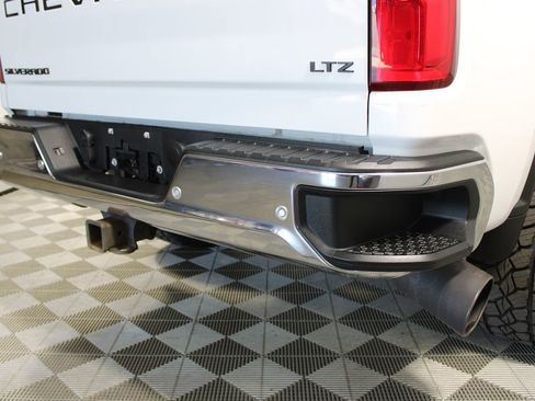 Used 2020 Chevrolet Silverado 2500 LTZ w/ LTZ Plus Package image 64