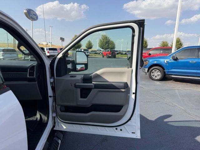 Used 2017 Ford F350 XLT w/ XLT Value Package AWD/4WD image 11