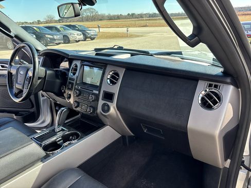 Used 2017 Ford Expedition EL Limited image 26