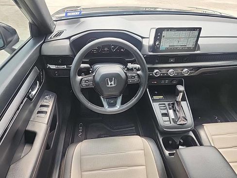 Used 2024 Honda CR-V Sport Touring image 3