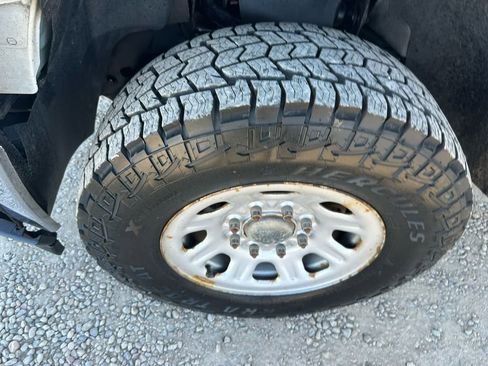 Used 2012 Chevrolet Silverado 2500 W/T w/ Snow Plow Prep Package image 35