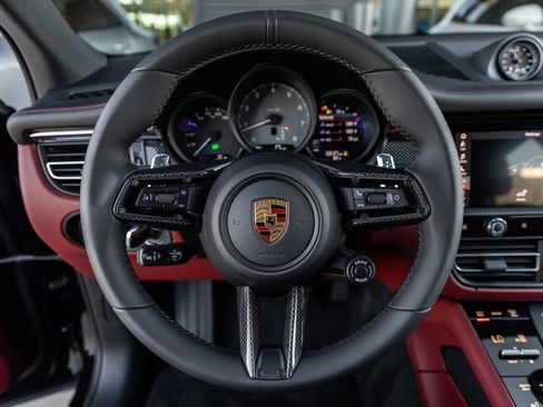 Certified 2026 Porsche Macan S AWD/4WD image 26