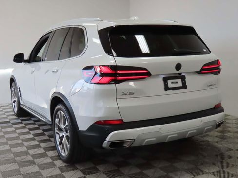Used 2024 BMW X5 xDrive40i image 6