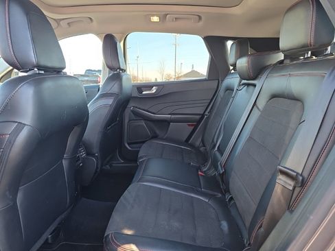 Used 2022 Ford Escape SEL w/ SEL Stealth AWD Package image 16