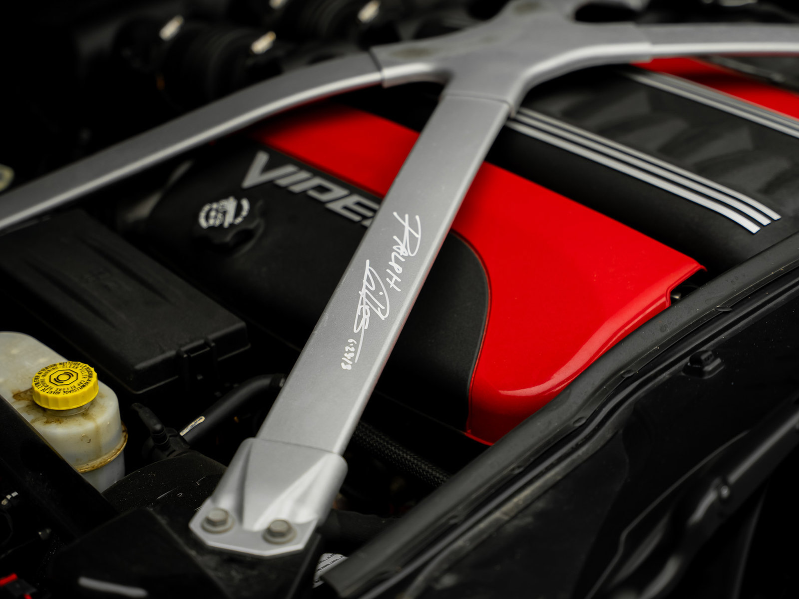 Used 2013 SRT Viper GTS w/ GTS Laguna Interior Pkg RWD image 56