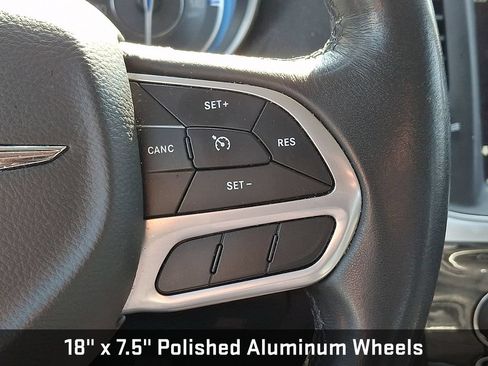 Used 2021 Chrysler 300 Touring w/ Driver Convenience Group RWD image 19