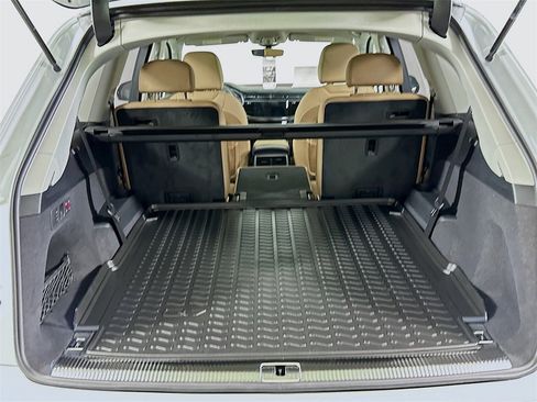 New 2025 Audi Q7 3.0T Premium Plus image 16