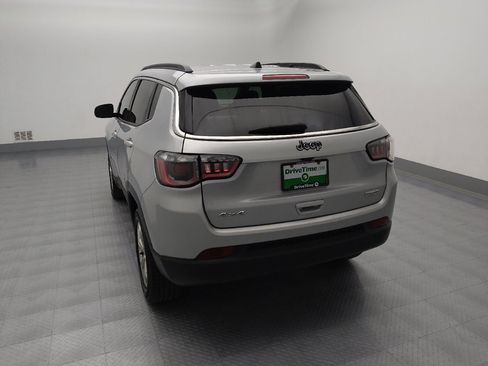 Used 2024 Jeep Compass Latitude image 6