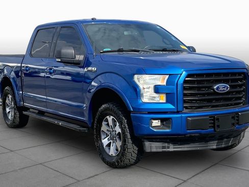 Used 2017 Ford F150 XLT w/ Equipment Group 302A Luxury RWD image 3