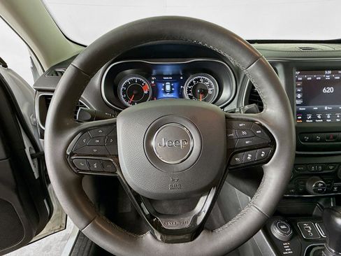 Used 2023 Jeep Cherokee Altitude Lux image 11