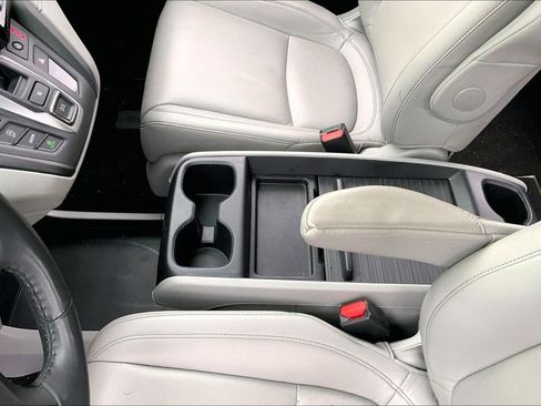 Used 2024 Honda Odyssey EX-L image 13