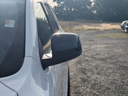 Used 2023 Dodge Durango GT image 11