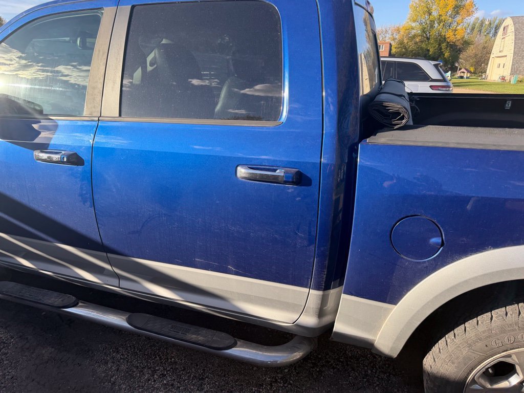 Used 2015 RAM 1500 Laramie w/ Convenience Group AWD/4WD image 9