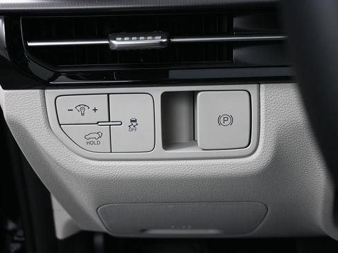 Certified 2026 Kia Sportage EX image 16