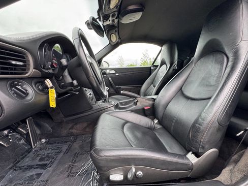 Used 2006 Porsche 911 Carrera 4 image 13