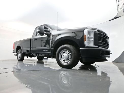 New 2026 Ford F250 XL w/ XL Driver Assist Package RWD image 26