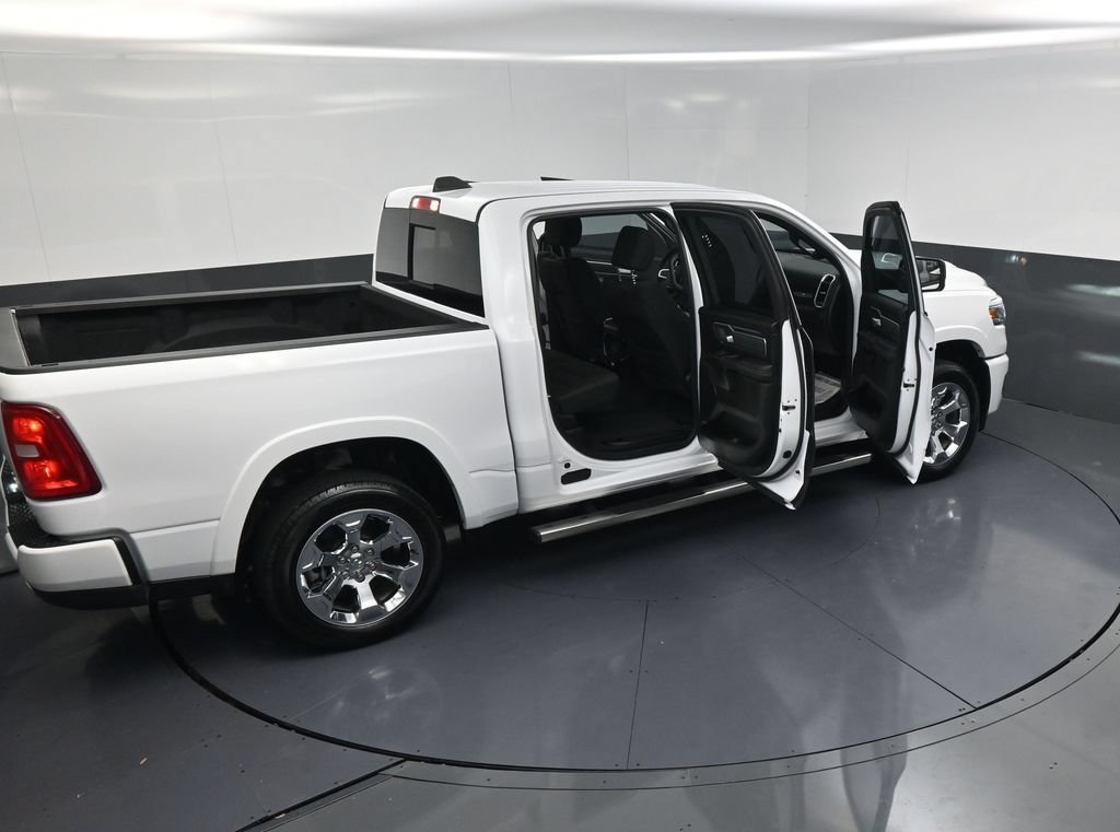 Used 2026 RAM 1500 Lone Star AWD/4WD image 25