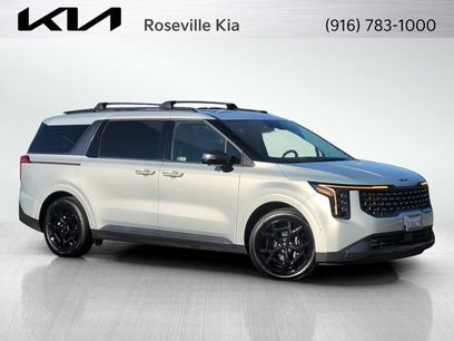 Certified 2025 Kia Carnival SX