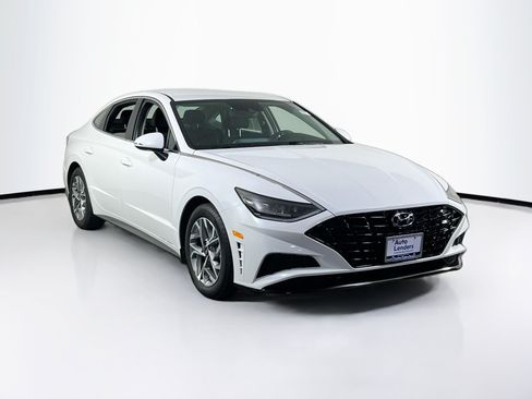 Used 2023 Hyundai Sonata SEL FWD image 3