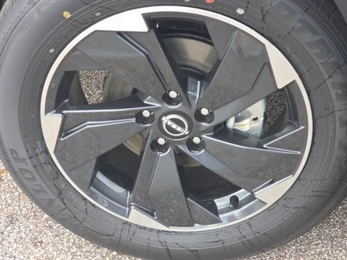 New 2026 Nissan Rogue SV w/ SV Premium Package image 19