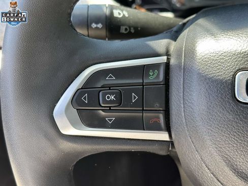 Used 2023 Jeep Compass Latitude w/ Sun and Sound Group AWD/4WD image 21