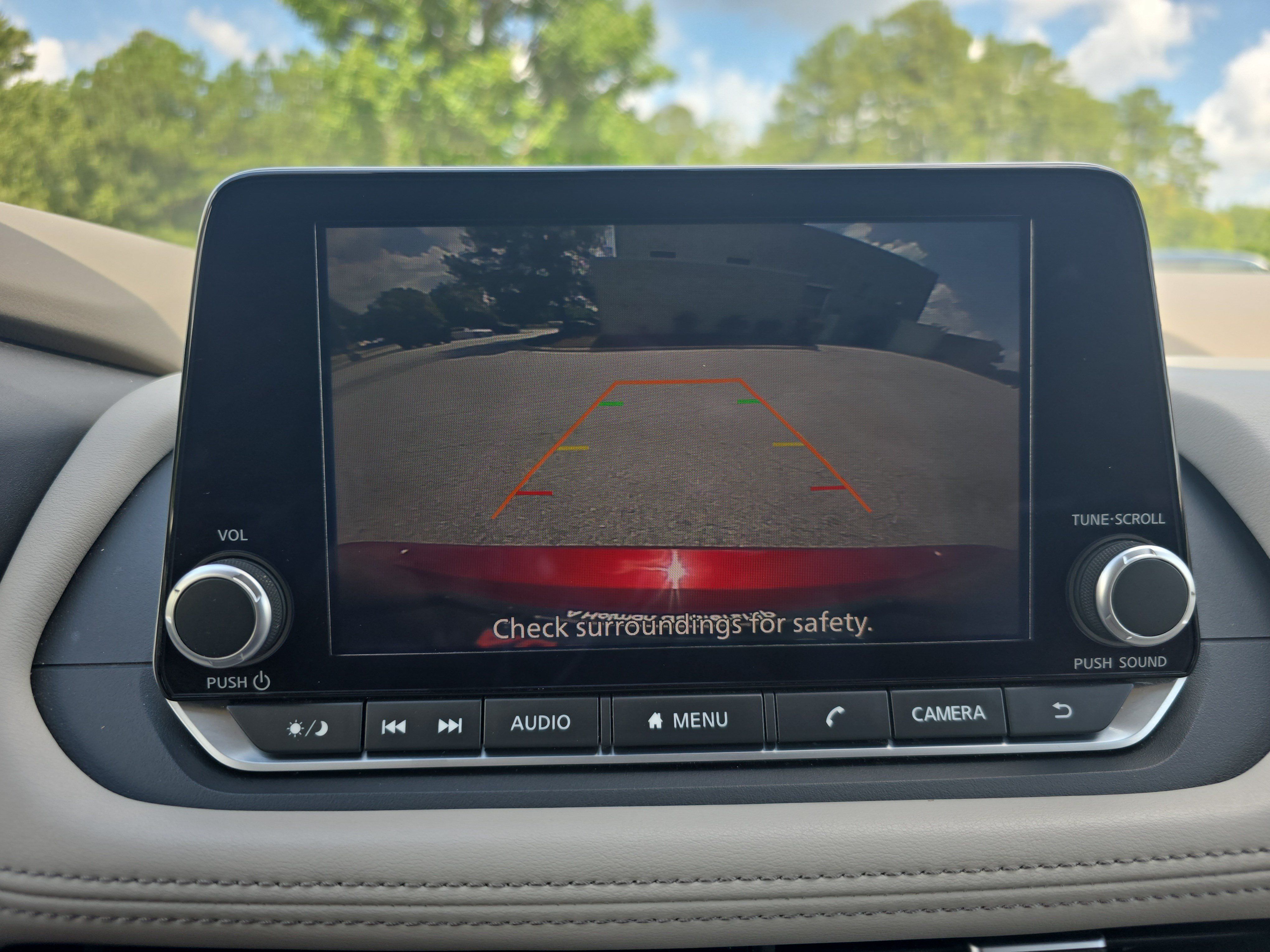 Used 2025 Nissan Rogue SV AWD/4WD image 20