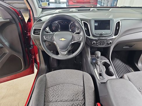 Certified 2024 Chevrolet Equinox LT image 21