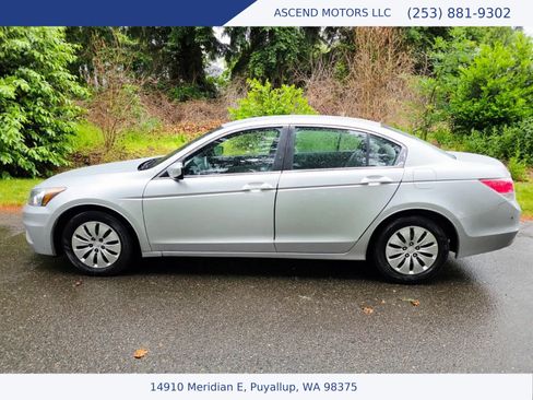 Used 2012 Honda Accord LX image 2