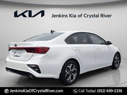 Used 2021 Kia Forte LXS FWD image 7