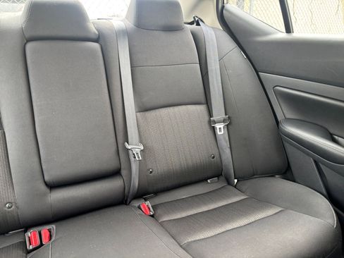 Used 2025 Nissan Altima 2.5 SV image 37