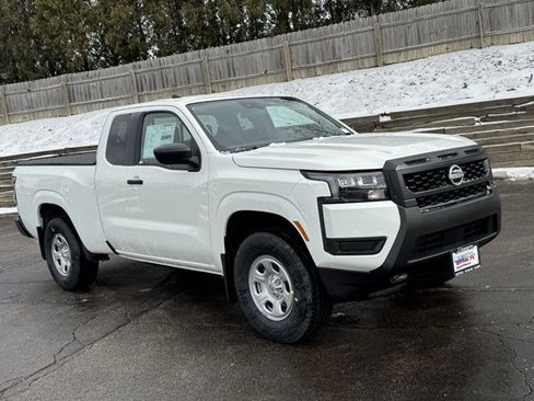 New 2026 Nissan Frontier S image 5