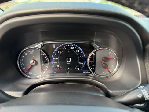 Used 2023 GMC Acadia Denali FWD image 16