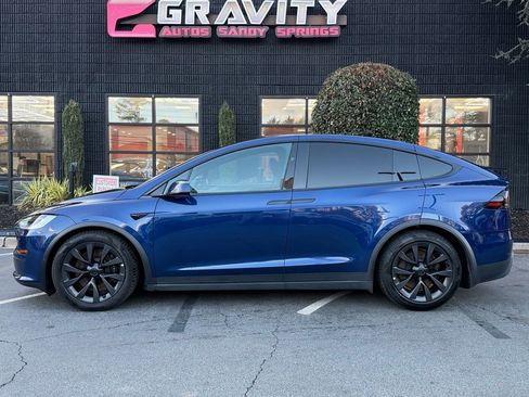 Used 2022 Tesla Model X image 9