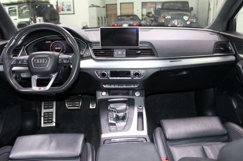 Used 2018 Audi SQ5 Premium Plus w/ S Sport Package AWD/4WD image 7