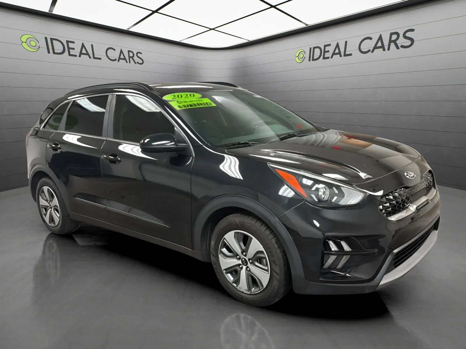 Used 2020 Kia Niro LX FWD image 3